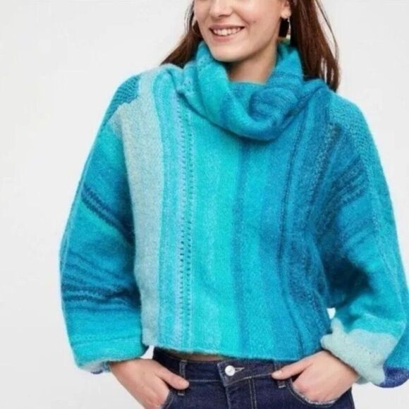Free People Cloud Kicker Sweater XS S Ombre Blue Cowl Neck Alpaca Blend Balloon - Picture 5 of 12